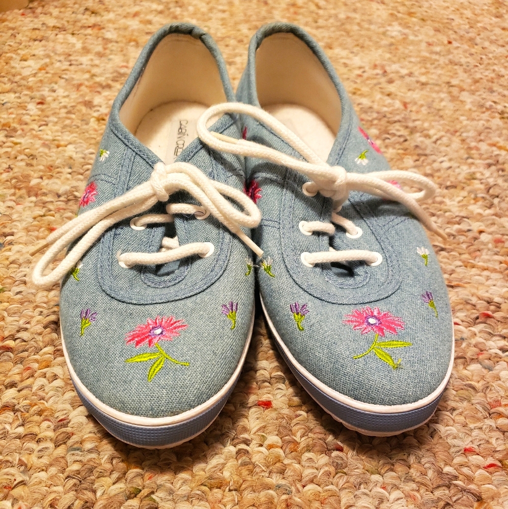 Women's Shoes